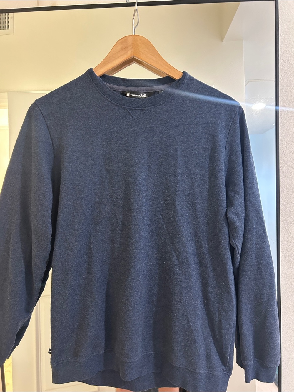 TravisMathew Men's Crewneck Sweatshirt in Navy